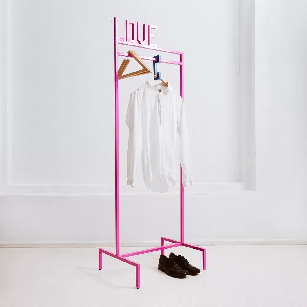 картинка В НАЛИЧИИ вешалка LOVE металл розовый арт. 18613 от ARCHPOLE