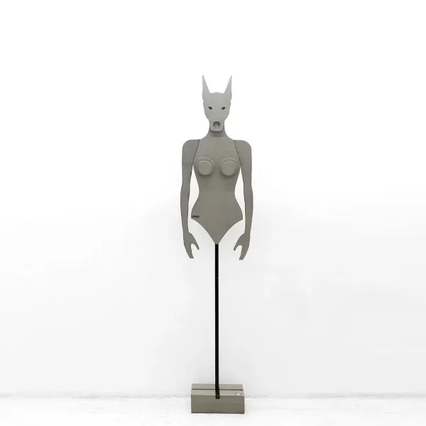 картинка В НАЛИЧИИ арт вешалка Крошка Доберман h 1850 мм / серый, арт. 18763 от ARCHPOLE