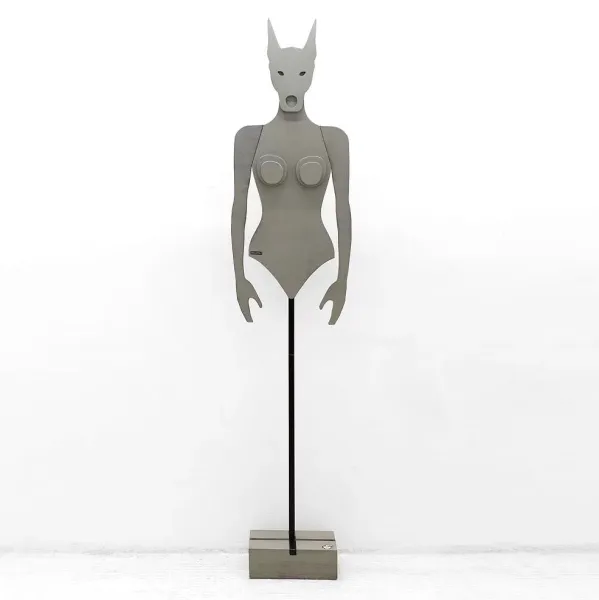 картинка В НАЛИЧИИ арт вешалка Крошка Доберман h 1850 мм / серый, арт. 18763 от ARCHPOLE