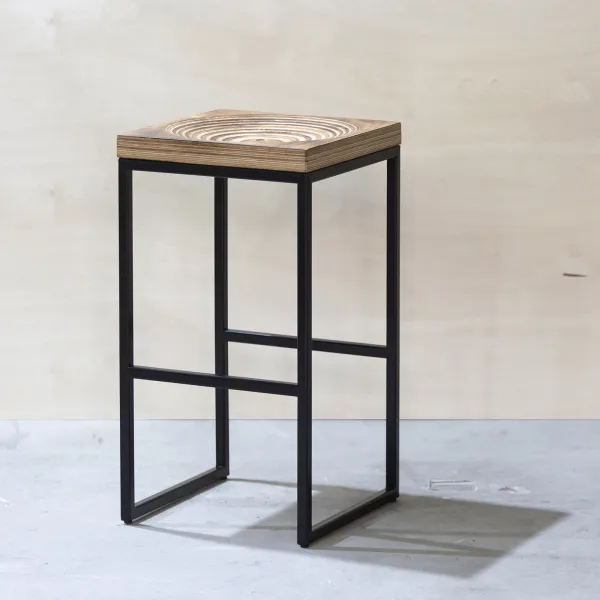 картинка В НАЛИЧИИ табурет барный <FULLMOON> фанера жжение, металл черный, высота 670 мм, арт.11699 от ARCHPOLE