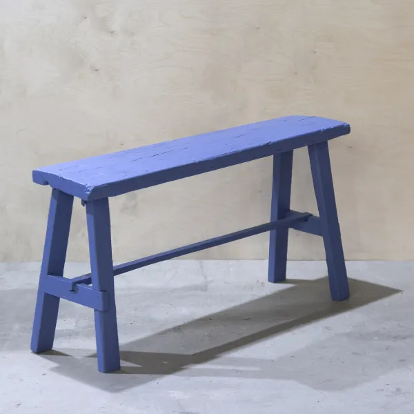 картинка В НАЛИЧИИ артефакт старинная лавка 950х230 h 490 цвет - синий RAL 5023 арт.18634 от ARCHPOLE