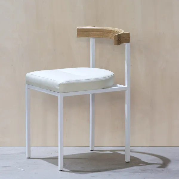 картинка В НАЛИЧИИ стул Овале мягкий с натуральной высокой спинкой и белой кожей  арт.18603 от ARCHPOLE