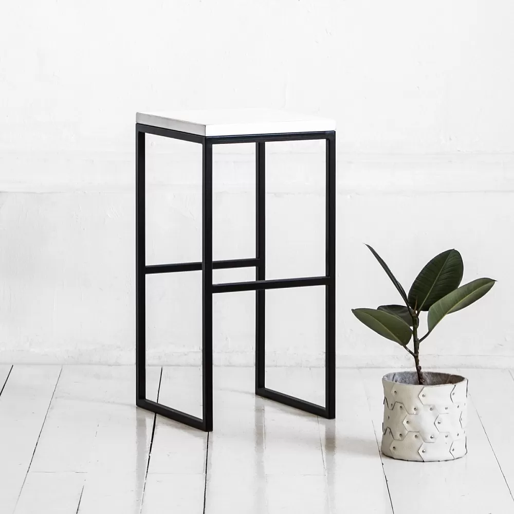 картинка Барный табурет FLATMOON в белом цвете от ARCHPOLE