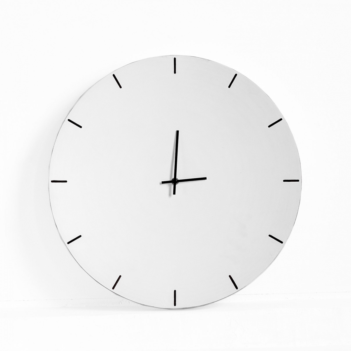 картинка Часы < Fullmoon > винтажный белый от ARCHPOLE