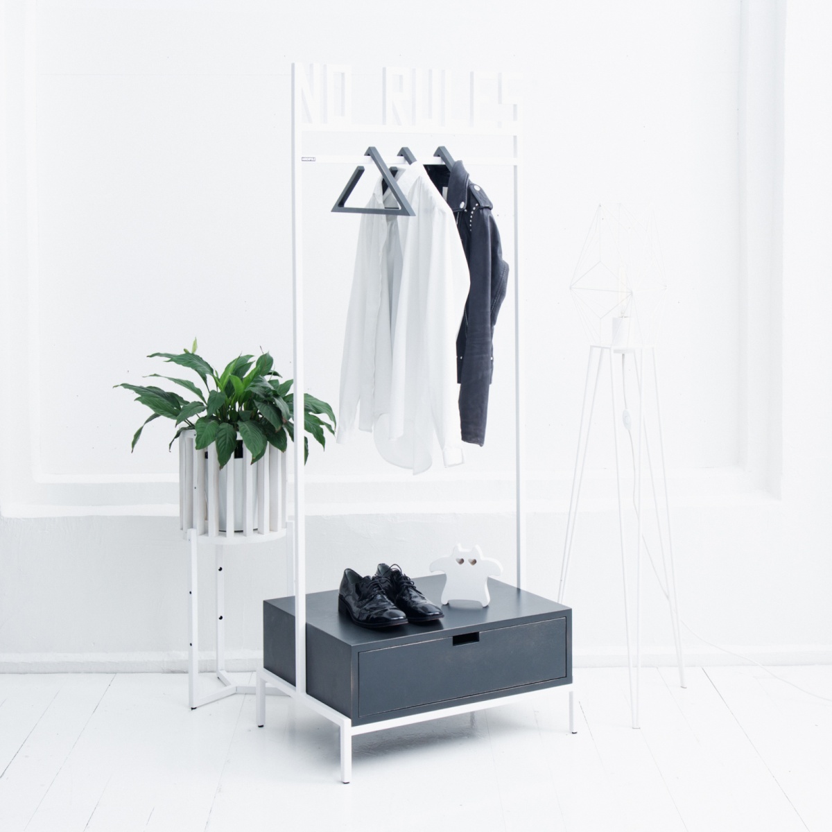 картинка Рейл для одежды с ящиком <минимализм А> с надписью от ARCHPOLE
