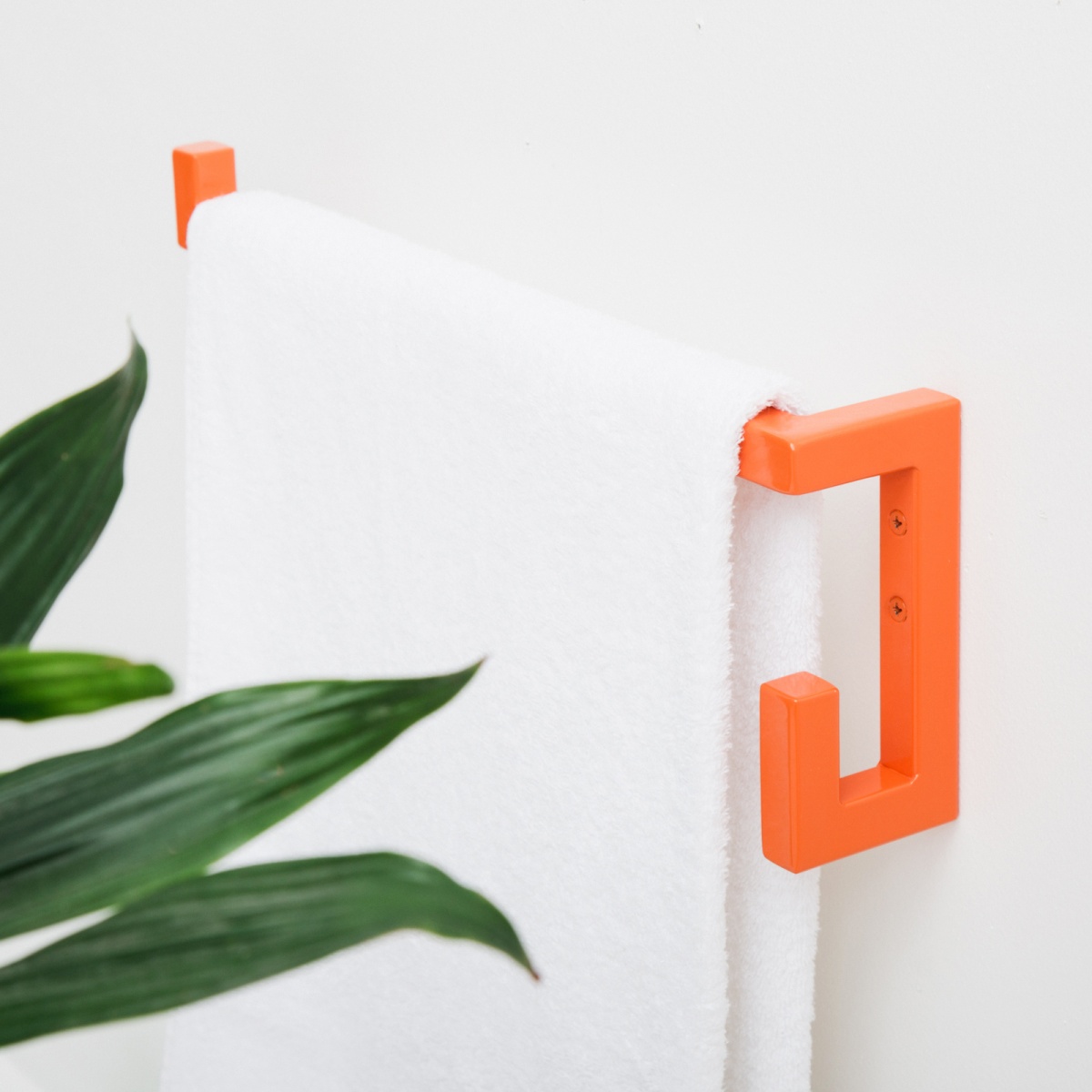 картинка держатель для полотенца с крючком оранжевый от ARCHPOLE