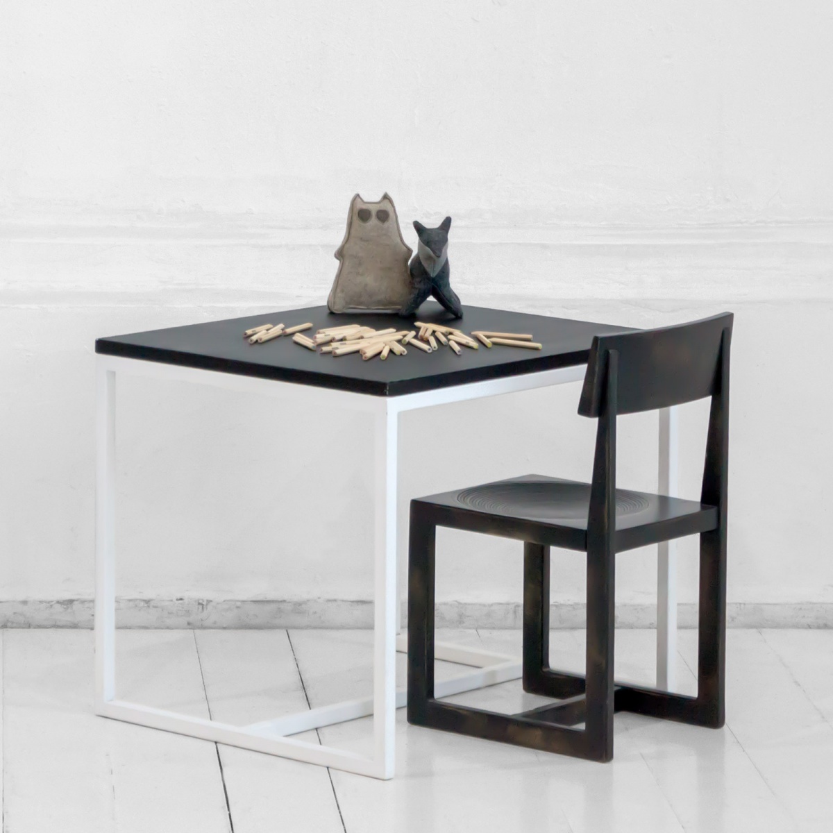 картинка стол детский <минимализм> фанера-винтажный черный от ARCHPOLE