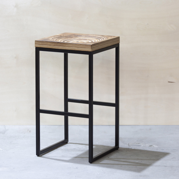 картинка В НАЛИЧИИ табурет барный <FULLMOON> фанера жжение, металл черный, высота 670 мм, арт.11699 от ARCHPOLE