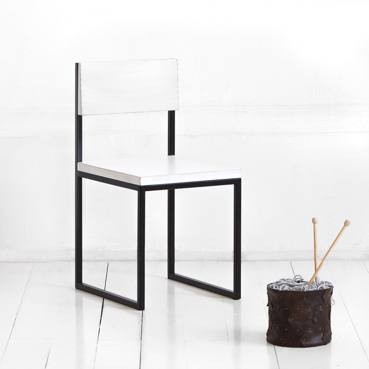 картинка стул <flatmoon> фанера-винтажный белый от ARCHPOLE