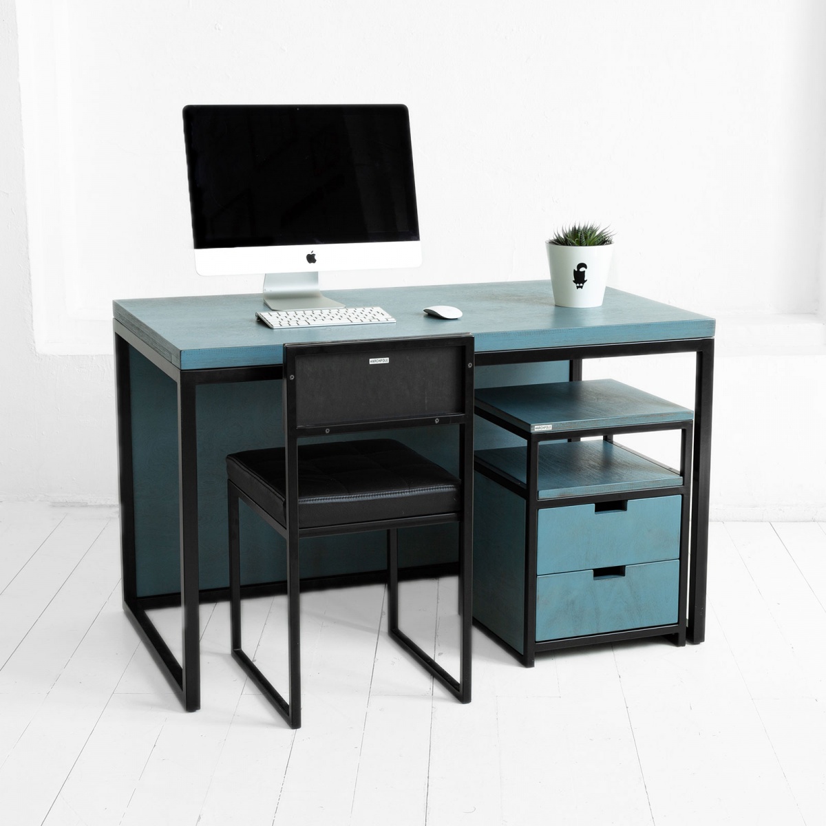 картинка стол рабочий <минимализм> с передней панелью фанера - винтажный синий от ARCHPOLE