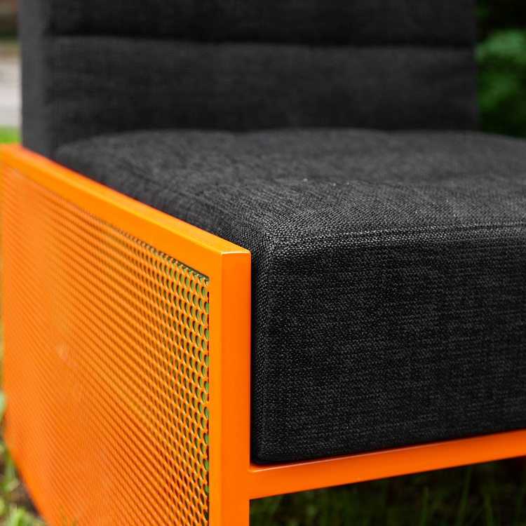 20250617-resheto-armchair-0040-square-1600web.jpg