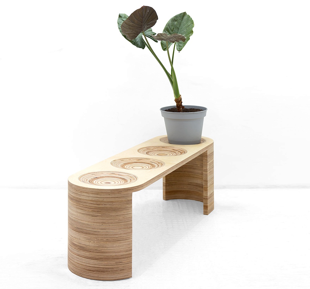 20250311-ovale-bench-0010-square-1600.jpg