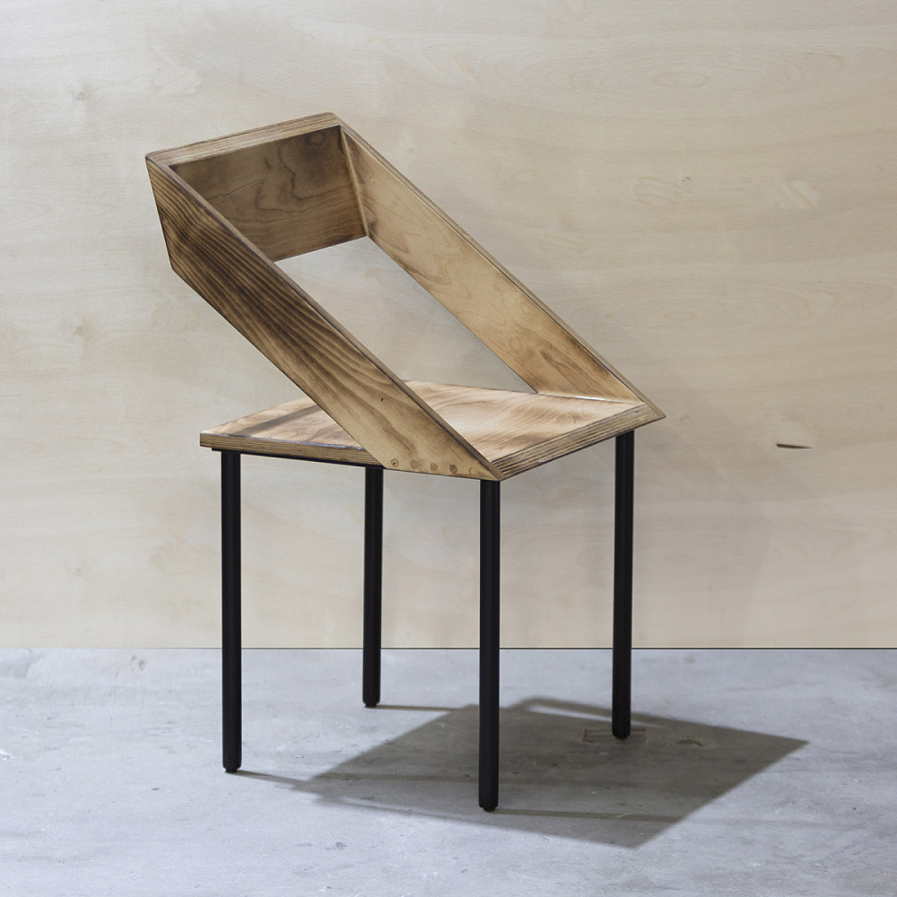 картинка В НАЛИЧИИ стул <Чайка> фанера жжение, металл черный, арт.18340 от ARCHPOLE