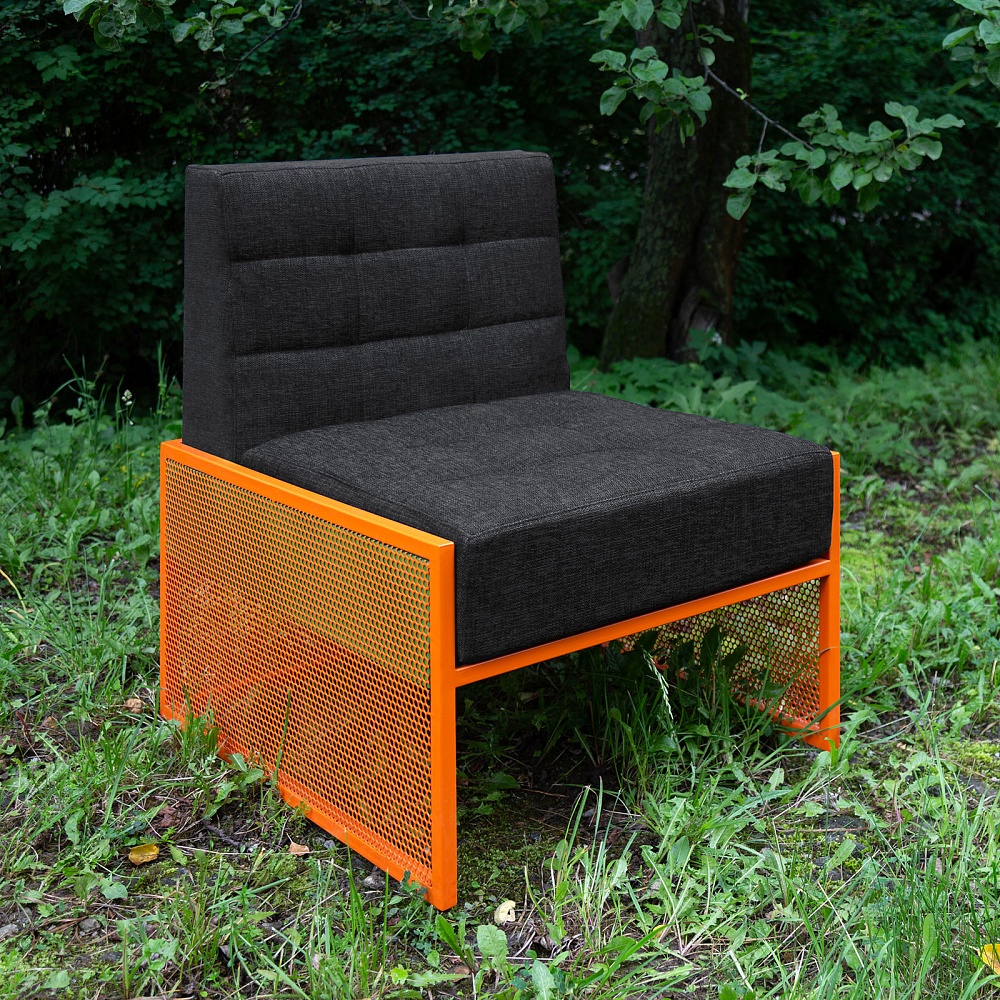 20250617-resheto-armchair-0000-square-1600web.jpg
