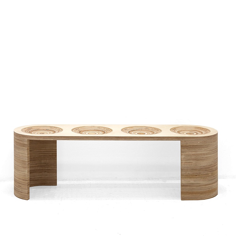 20250311-ovale-bench-0020-square-1600.jpg