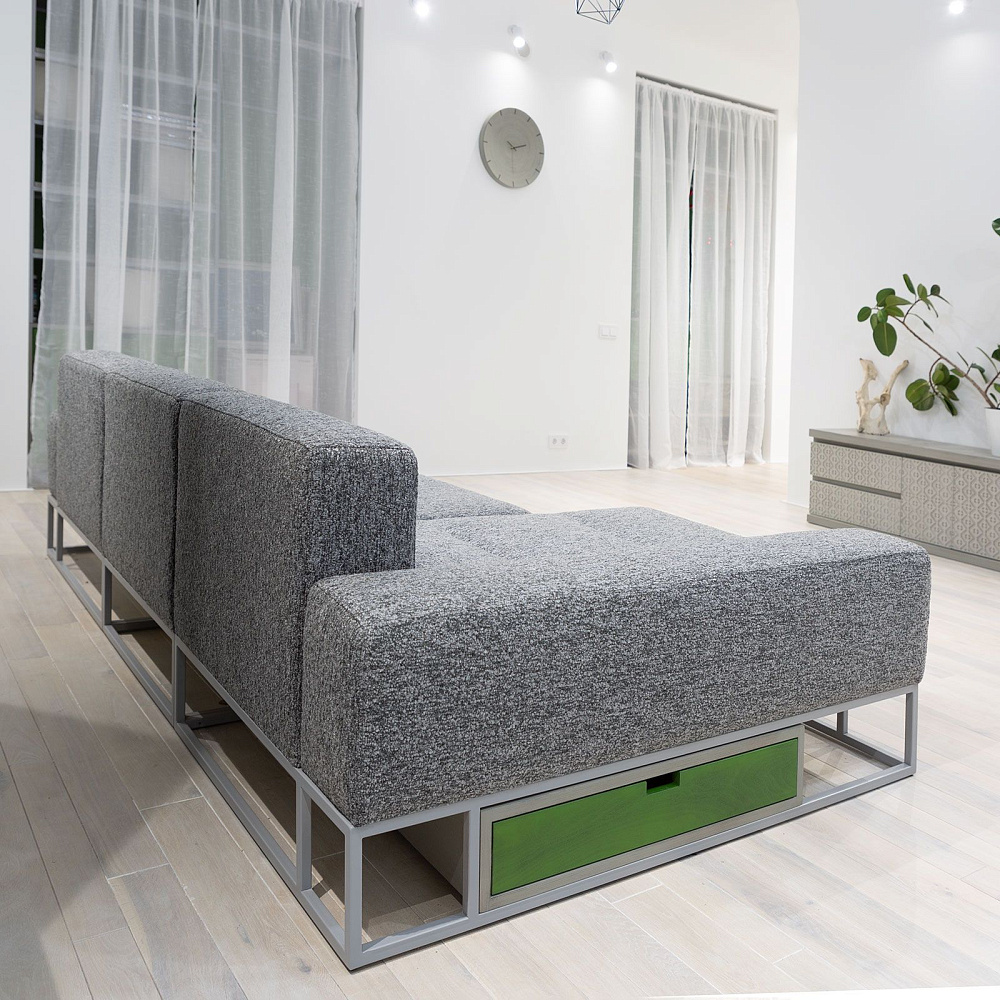 20250617-tulen-sofa-0090-square-web.jpg