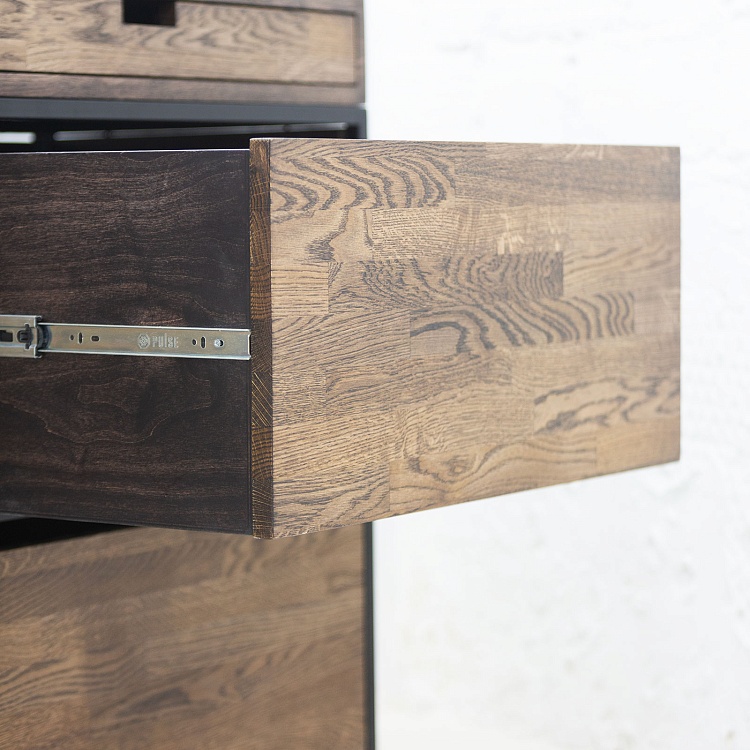 20250131-violet-cupboard-0030-square-1600.jpg