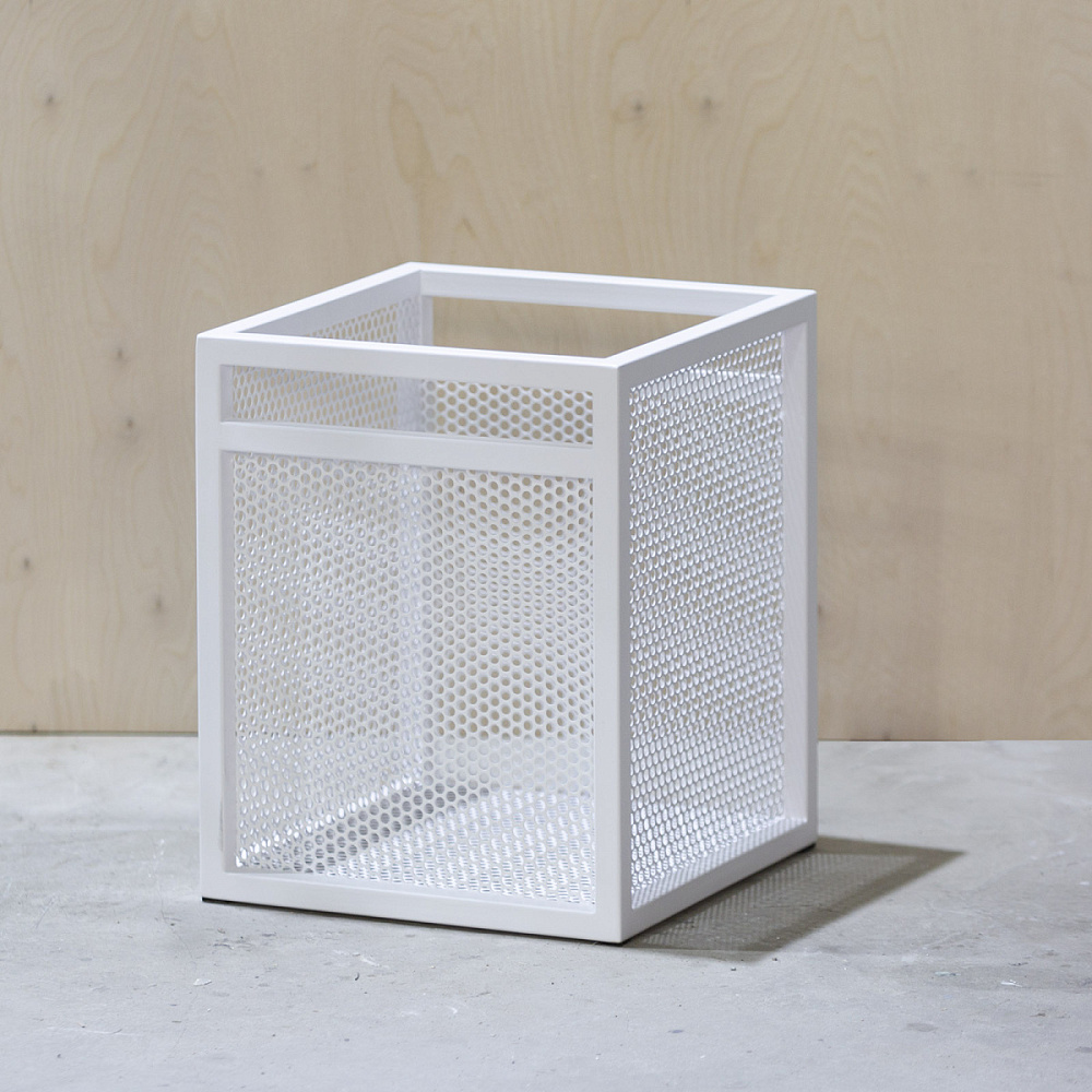 картинка В НАЛИЧИИ корзина <Решето>  (330х330 высота 400 мм , металл белый) арт. 18615 от ARCHPOLE