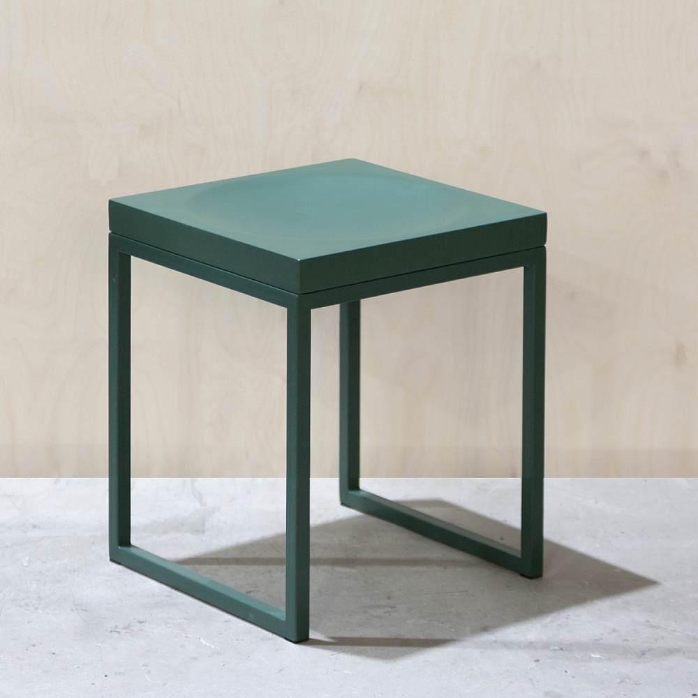 картинка В НАЛИЧИИ табурет Fullmoon 370х370 h 450 мм цвет хвойный зеленый RAL 6028 , арт. 18685 от ARCHPOLE