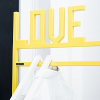В НАЛИЧИИ рейл для одежды <минимализм > LOVE длина 600мм высота 1750мм металл-желтый от ARCHPOLE в Москве